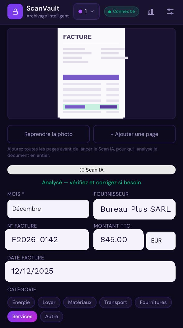 Scan IA de ScanVault qui extrait automatiquement le fournisseur, le montant et la catégorie d'une facture